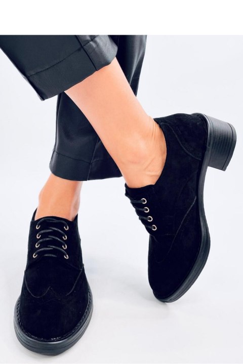 Mokasyny na obcasie VEDRA BLACK - Inello Mokasyny na obcasie VEDRA BLACK - Inello