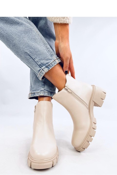 Sztyblety na szerokim obcasie LEDECK BEIGE PU - Inello Sztyblety na szerokim obcasie LEDECK BEIGE PU - Inello