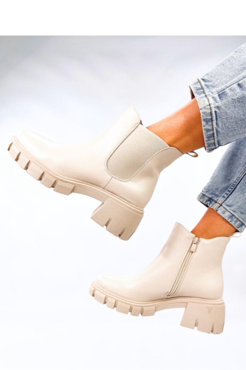 Sztyblety na szerokim obcasie LEDECK BEIGE PU - Inello Sztyblety na szerokim obcasie LEDECK BEIGE PU - Inello