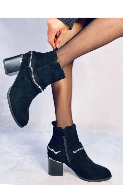 Botki na obcasie zamszowe ATHING BLACK - Inello Botki na obcasie zamszowe ATHING BLACK - Inello