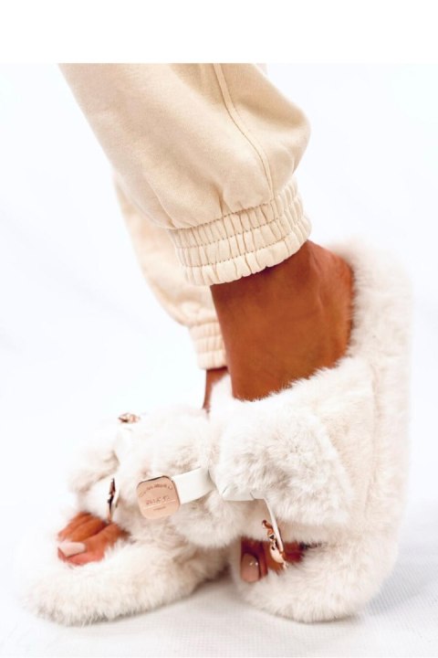 Kapcie futrzane z kokardą i misiem BURANO BEIGE - Inello Kapcie futrzane z kokardą i misiem BURANO BEIGE - Inello