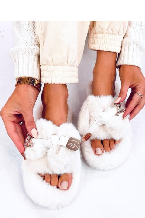 Kapcie futrzane z kokardą i misiem BURANO BEIGE - Inello Kapcie futrzane z kokardą i misiem BURANO BEIGE - Inello