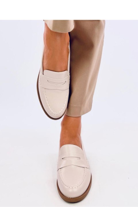 Czółenka na szerokim obcasie SYLVAI BEIGE - Inello Czółenka na szerokim obcasie SYLVAI BEIGE - Inello