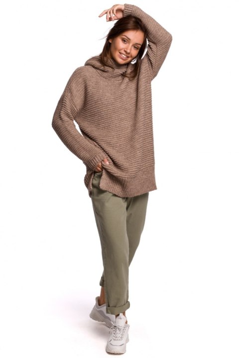 Sweter Damski Model BK047 Cappuccino - BE Knit Sweter Damski Model BK047 Cappuccino - BE Knit