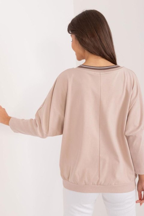 Bluzka Model RV-BZ-9509.82 Beige - Relevance Hurtownia odzieży on-line, moda damska, bielizna i obuwie dla kobiet - Matterhorn.p Bluzka Model RV-BZ-9509.82 Beige - Relevance Hurtownia odzieży on-line, moda damska, bielizna i obuwie dla kobiet - Matterhorn.p
