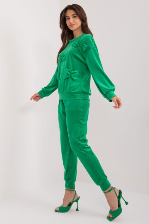 Spodnie Komplet Model DHJ-KMPL-8850.68 Green - Italy Moda Spodnie Komplet Model DHJ-KMPL-8850.68 Green - Italy Moda