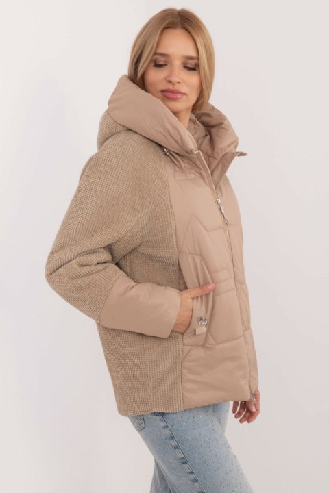 Kurtka Damska Model MBM-KR-SJ218.06 Camel - MBM Kurtka Damska Model MBM-KR-SJ218.06 Camel - MBM