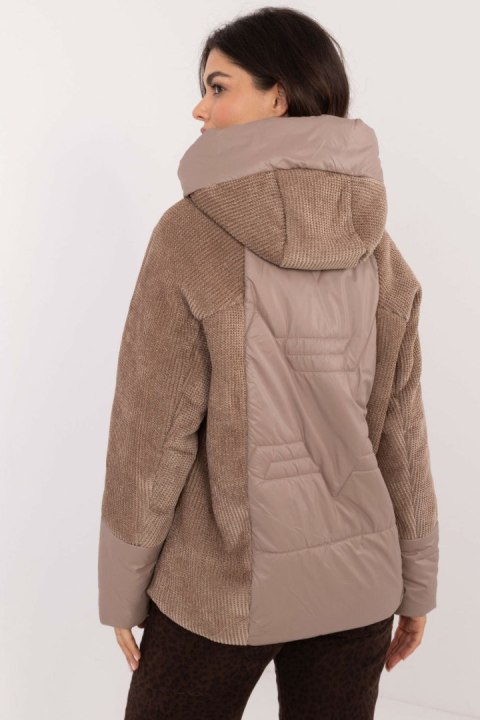 Kurtka Damska Model MBM-KR-SJ218.06 Light Brown - MBM Kurtka Damska Model MBM-KR-SJ218.06 Light Brown - MBM