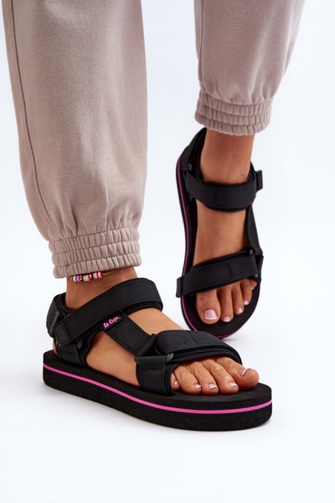 Sandały Model Lee Cooper LCW-24-05-2751L Black - Step in style Sandały Model Lee Cooper LCW-24-05-2751L Black - Step in style