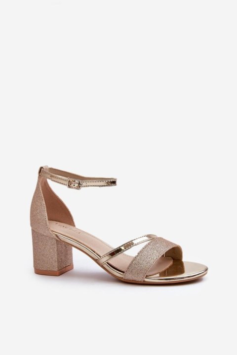 Sandały Model Ploemis 20244 Gold - Step in style Sandały Model Ploemis 20244 Gold - Step in style
