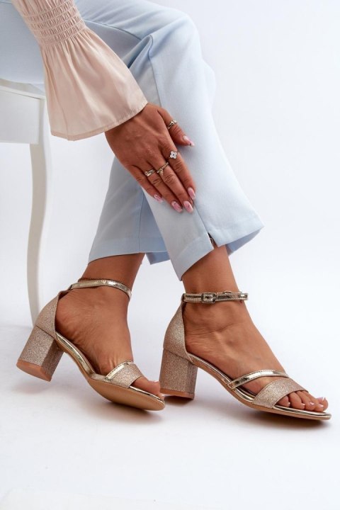 Sandały Model Ploemis 20244 Gold - Step in style Sandały Model Ploemis 20244 Gold - Step in style