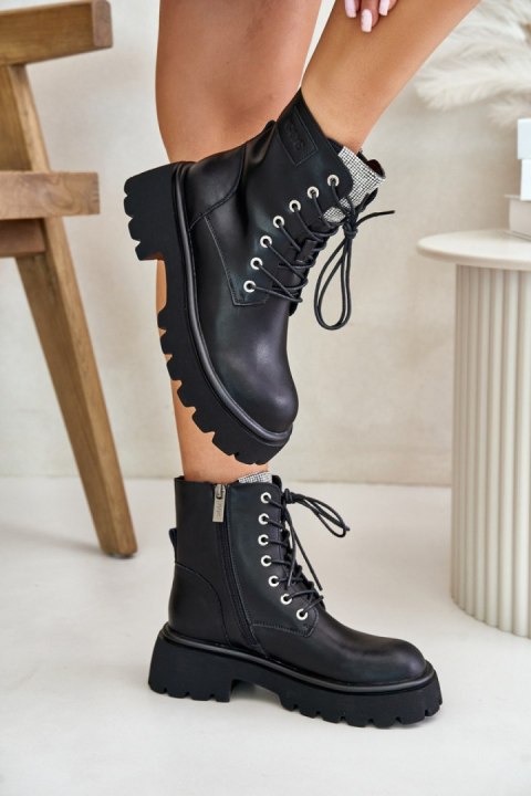 Workery Model Goe OO2N4125 Black - Step in style Workery Model Goe OO2N4125 Black - Step in style