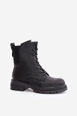 Workery Model Leairae RMR2221-24 Black - Step in style