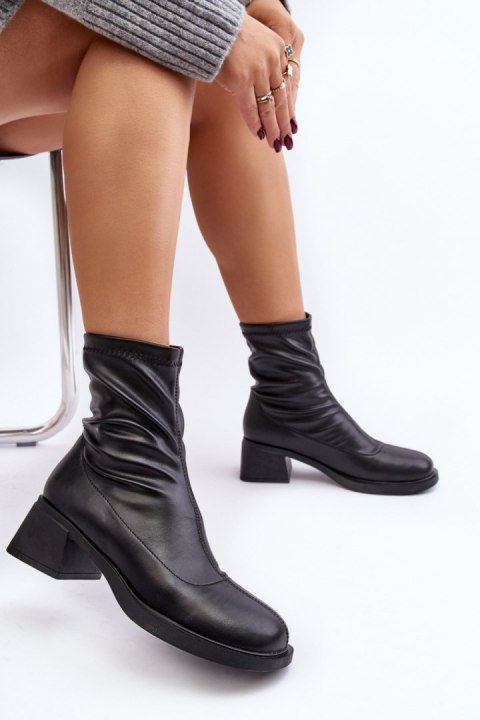 Botki Model Aphroteia 23BT35-6449 Black Skóra - Step in style Botki Model Aphroteia 23BT35-6449 Black Skóra - Step in style