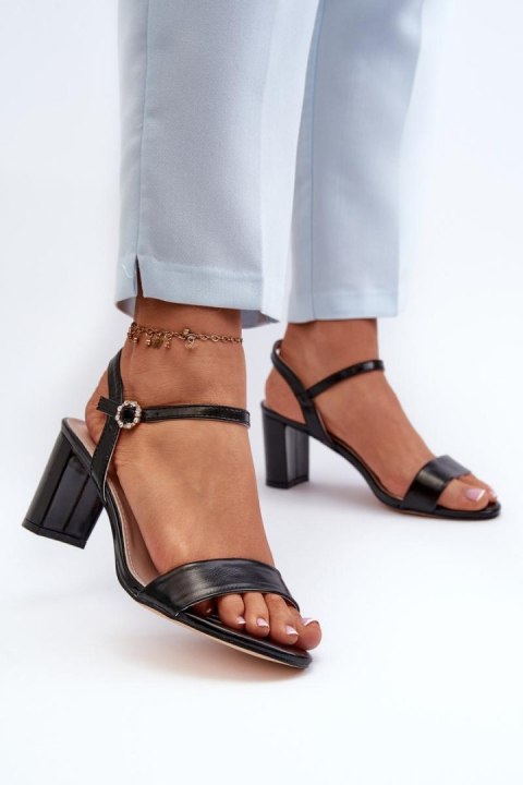 Sandały Model Glindra 24SD98-6986 Black - Step in style Sandały Model Glindra 24SD98-6986 Black - Step in style