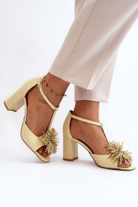 Sandały Model Laura Messi 2758 Beige - Step in style Sandały Model Laura Messi 2758 Beige - Step in style