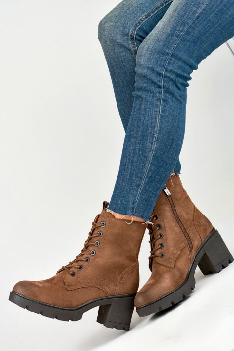Botki Model 260058FX-SU Brown Zamsz - PRIMO Botki Model 260058FX-SU Brown Zamsz - PRIMO