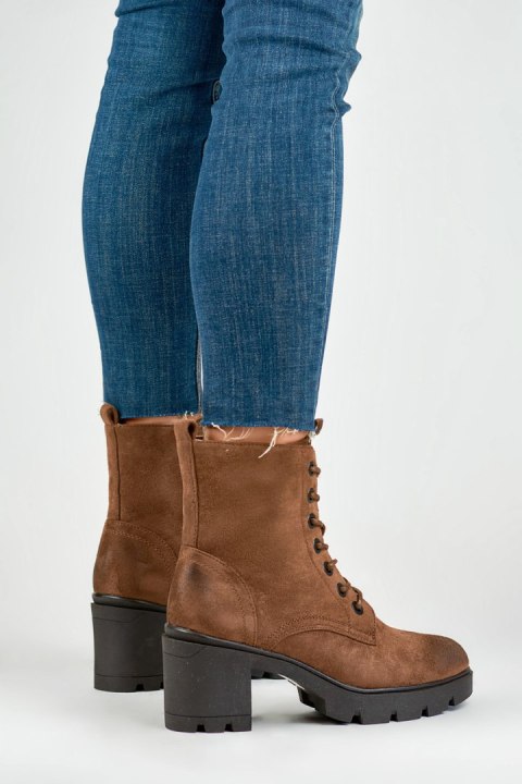 Botki Model 260058FX-SU Brown Zamsz - PRIMO Botki Model 260058FX-SU Brown Zamsz - PRIMO