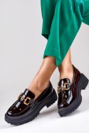 Lakierowane czarne loafersy damskie z ozdobą - 39 Primohurt