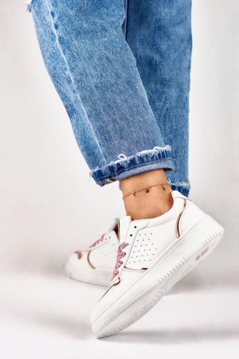 Sneakersy damskie z wymiennymi ozdobnymi sznurówkami - 38 Primohurt Sneakersy damskie z wymiennymi ozdobnymi sznurówkami - 38 Primohurt