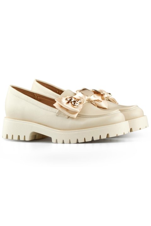 Beżowe loafersy z kokardą mokasyny z misiem - 40 Primohurt Beżowe loafersy z kokardą mokasyny z misiem - 40 Primohurt