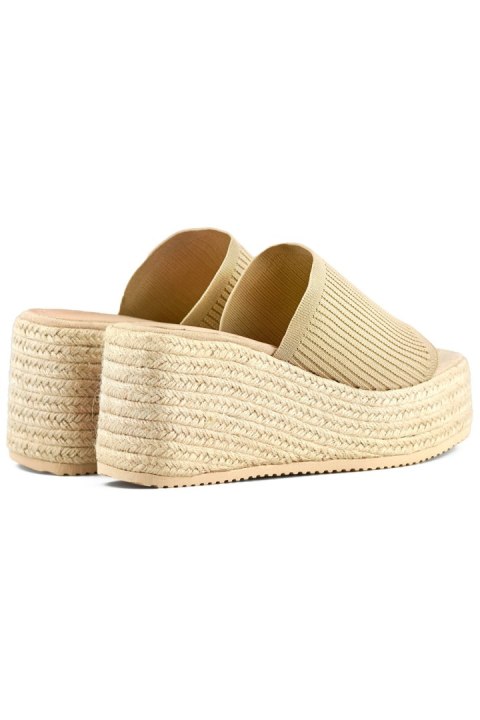 Klapki espadryle na wysokiej koturnie ze złotą nitką - 39 Primohurt Klapki espadryle na wysokiej koturnie ze złotą nitką - 39 Primohurt
