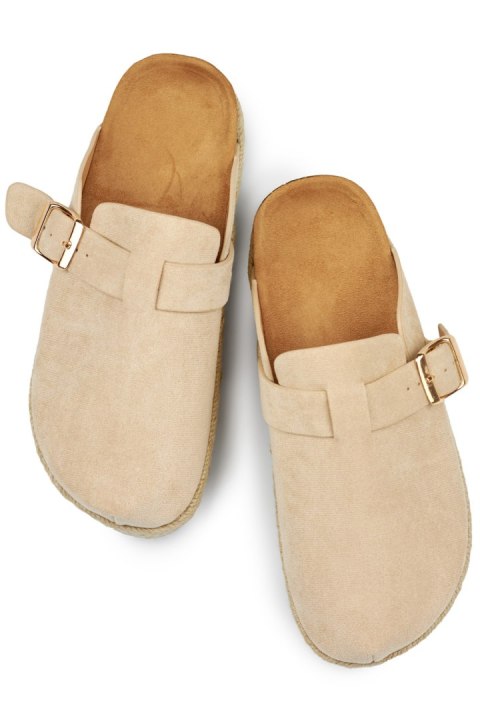 Zakryte klapki espadryle damskie ze sprzączką beżowe - 37 Primohurt Zakryte klapki espadryle damskie ze sprzączką beżowe - 37 Primohurt