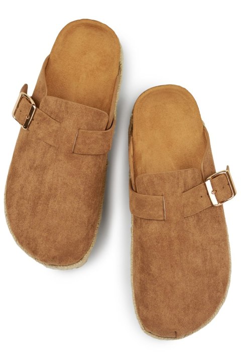 Zakryte klapki espadryle damskie ze sprzączką jasny brąz - 37 Primohurt Zakryte klapki espadryle damskie ze sprzączką jasny brąz - 37 Primohurt