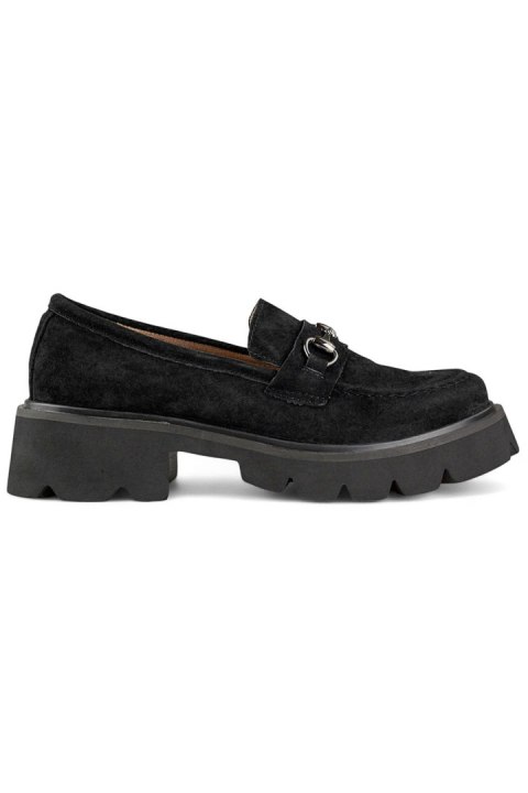 Czarne skórzane loafersy damskie na grubej podeszwie - 39 Primohurt Czarne skórzane loafersy damskie na grubej podeszwie - 39 Primohurt