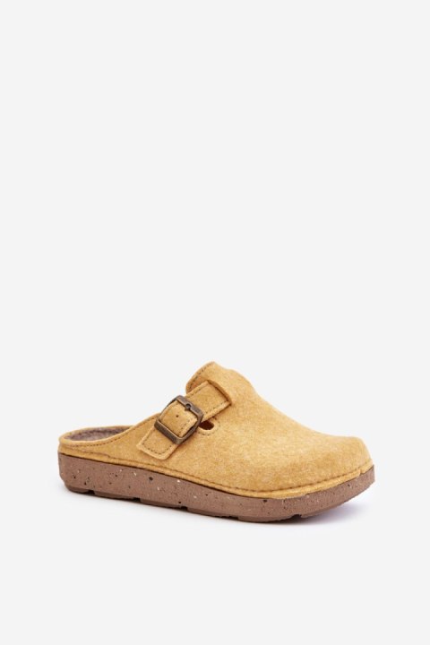 Kapcie Model Inblu ED000019 Yellow - Step in style Kapcie Model Inblu ED000019 Yellow - Step in style