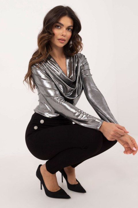 Bluzka Model DHJ-BZ-15268.30 Silver - Italy Moda Bluzka Model DHJ-BZ-15268.30 Silver - Italy Moda