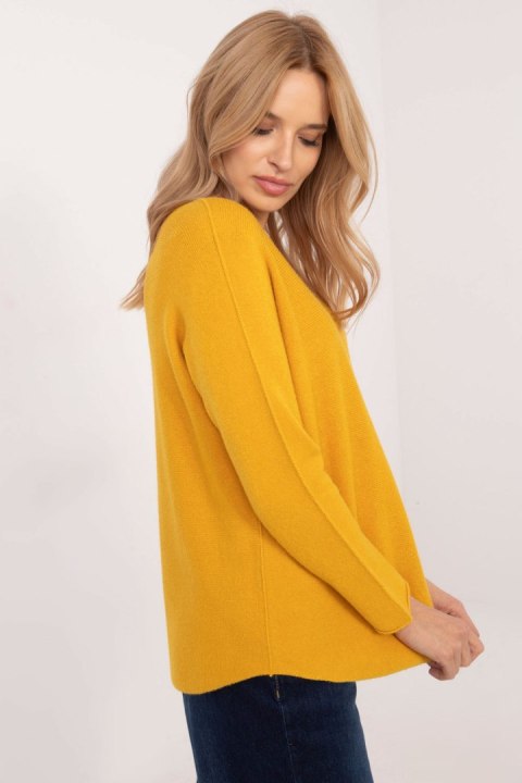 Sweter Damski Model IT-SW-0810.08P Dark Yellow - BFG Sweter Damski Model IT-SW-0810.08P Dark Yellow - BFG