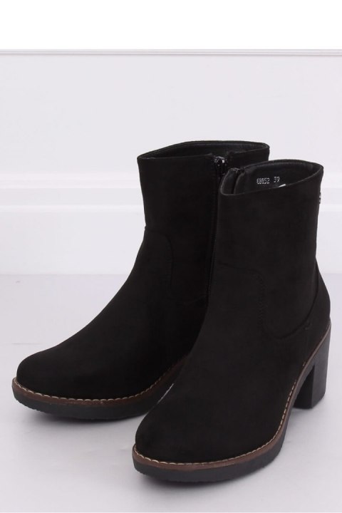 BOTKI NA KAUCZUKOWYM OBCASIE CZARNE 8B852 BLACK - Inello Hurtownia odzieży on-line, moda damska, bielizna i obuwie dla kobiet - BOTKI NA KAUCZUKOWYM OBCASIE CZARNE 8B852 BLACK - Inello Hurtownia odzieży on-line, moda damska, bielizna i obuwie dla kobiet -