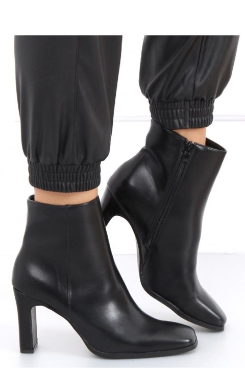 Botki na obcasie MADISON BLACK PU - Inello Botki na obcasie MADISON BLACK PU - Inello