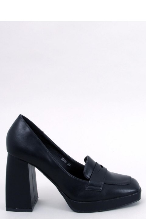 Mokasyny na obcasie ENTEE BLACK - Inello Mokasyny na obcasie ENTEE BLACK - Inello