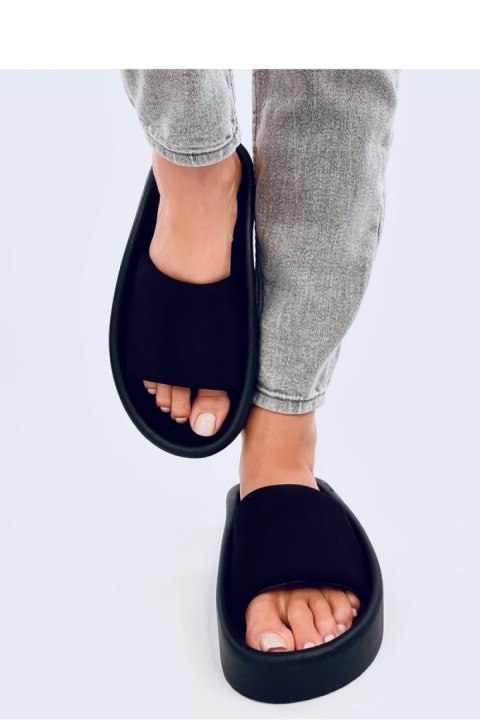 Sandał Miękkie klapki damskie FONTES BLACK - Inello Sandał Miękkie klapki damskie FONTES BLACK - Inello