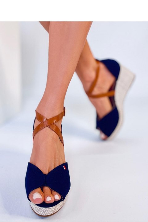 Sandałki na koturnie open toe BERNA NAVY - Inello Sandałki na koturnie open toe BERNA NAVY - Inello