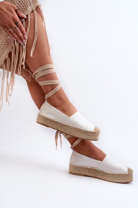 Espadryle Model Tailesse C-285 White - Step in style Espadryle Model Tailesse C-285 White - Step in style