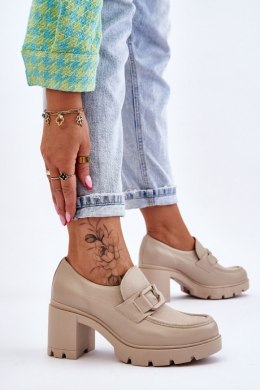 Półbuty Model Harmell 20097 Beige Lakier - Step in style