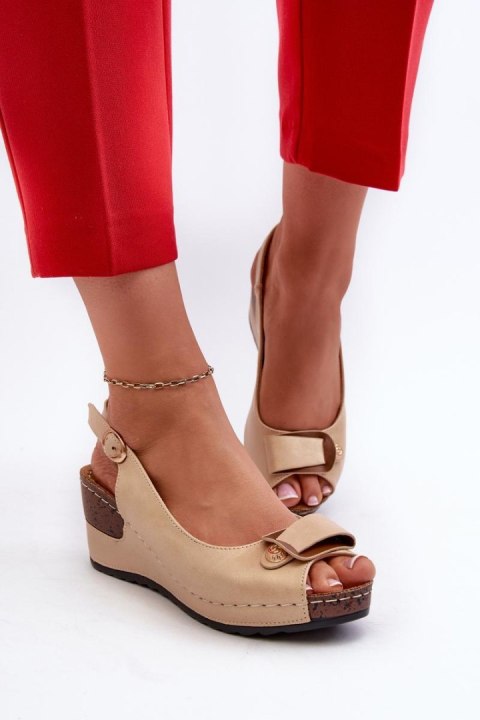 Sandały Model Efravia 24SD98-6230 Beige - Step in style Sandały Model Efravia 24SD98-6230 Beige - Step in style