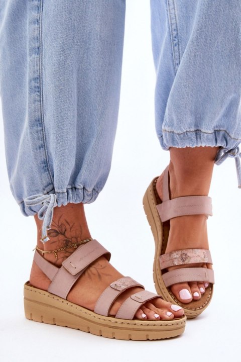 Sandały Model Fresh Look 23-46011 Pink - Step in style Sandały Model Fresh Look 23-46011 Pink - Step in style