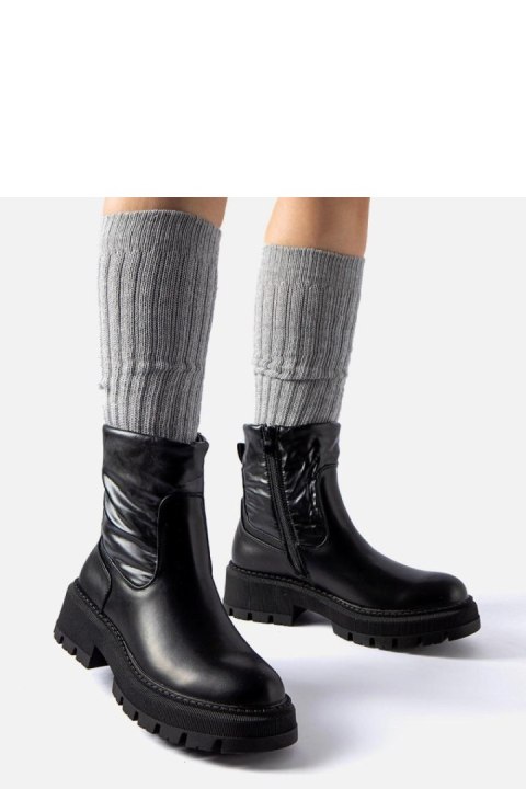 Czarne botki z ozdobną cholewką Garrett - Solea Czarne botki z ozdobną cholewką Garrett - Solea